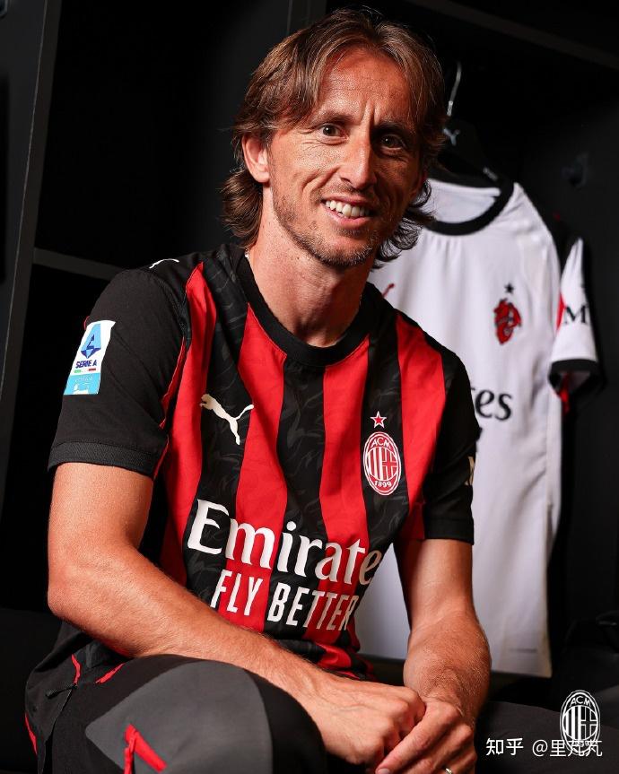 跟队记者：约恩森收到了欧冠级俱乐部的兴趣，切尔西关注