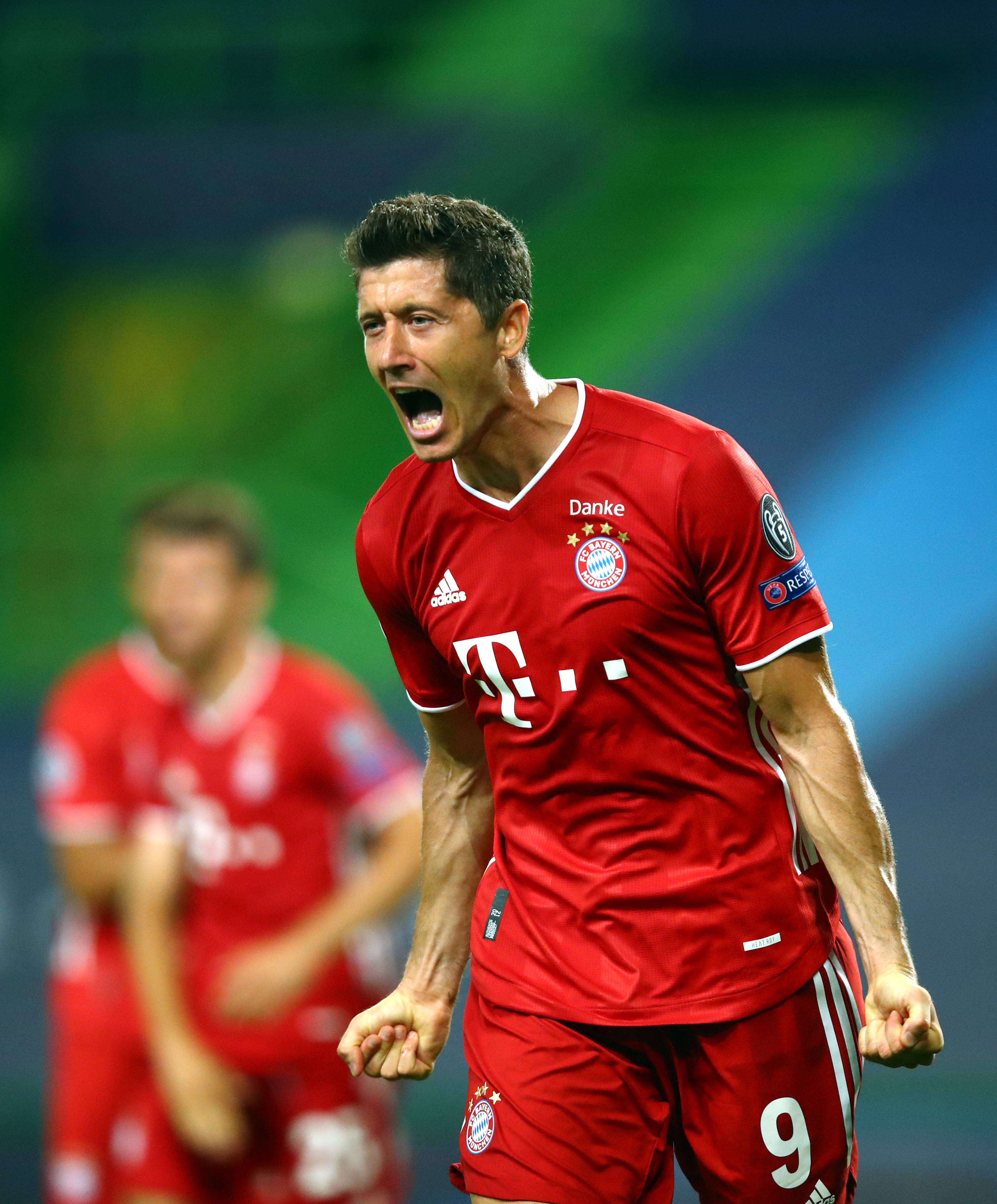 游戏边走边C1V1的实战分析：不再是盲目乱打