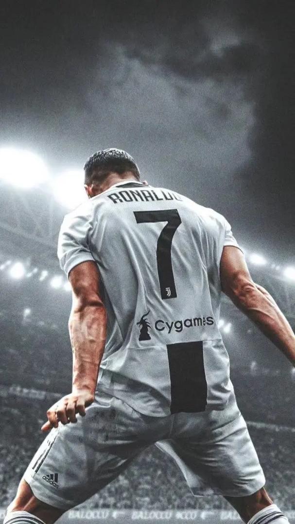 迪马：拉斯帕多里认为加盟半年就离开是失败，那不勒斯也有意